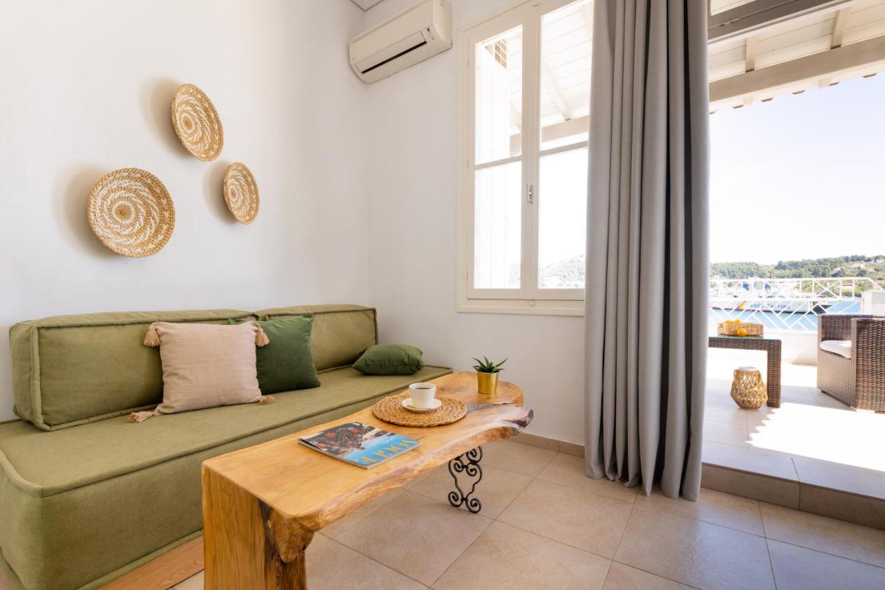 شقة Casa Blue Sea View, Philian Collection مدينة سكياثوس المظهر الخارجي الصورة